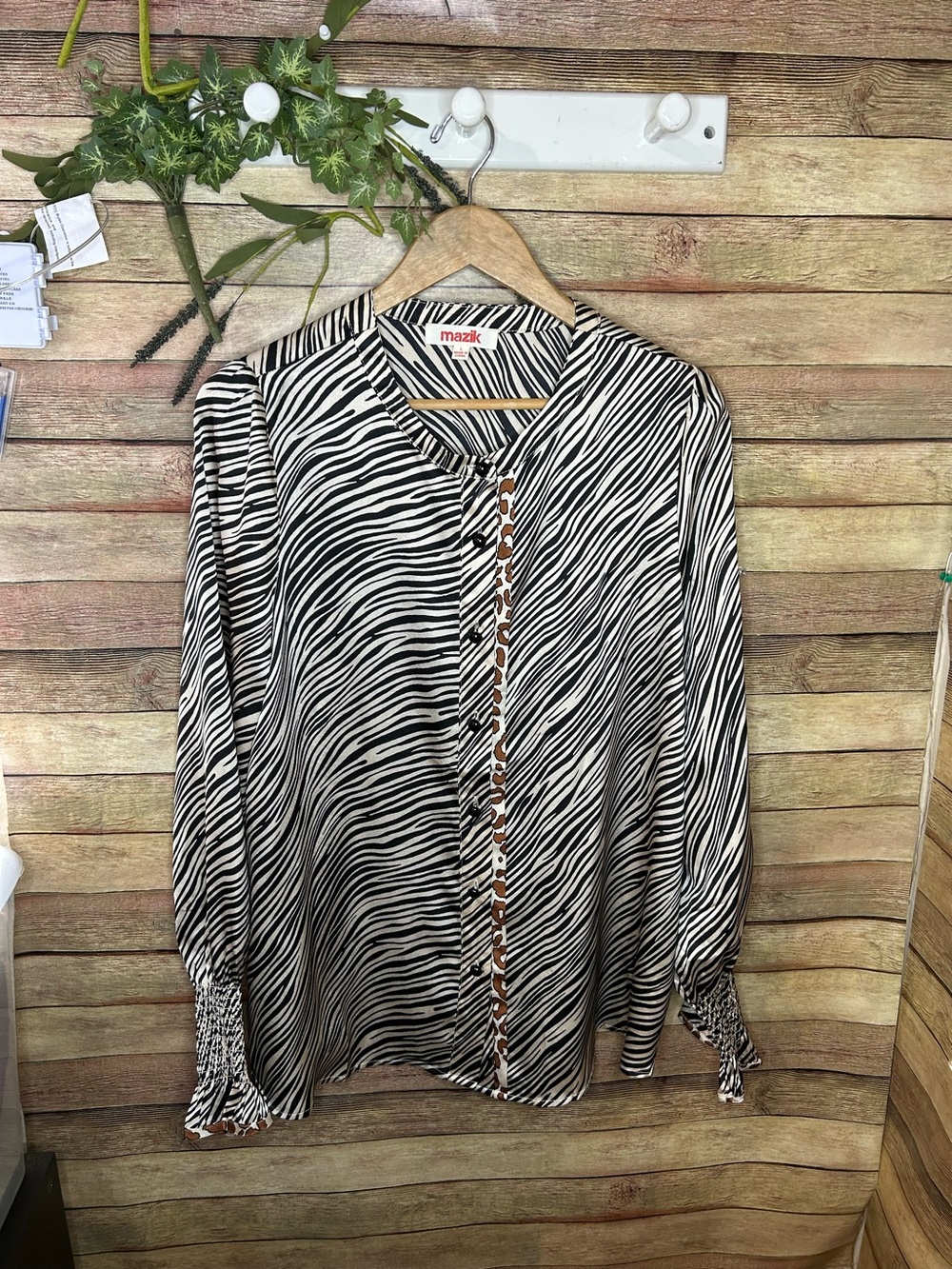 Mazik Zebra Print Long Sleeve Blouse Women’s Size Large